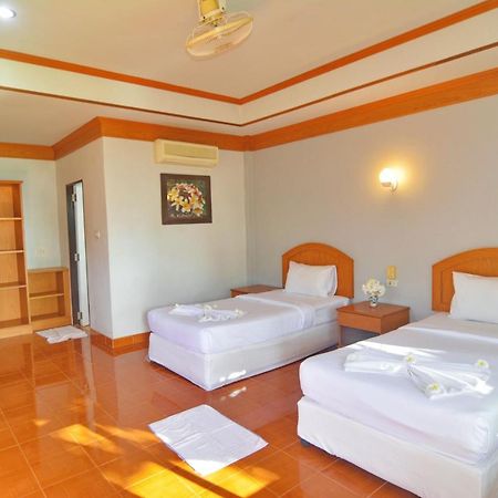 Klongdao Beach Resort Koh Lanta Exterior photo
