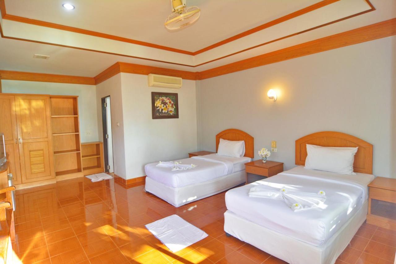 Klongdao Beach Resort Koh Lanta Exterior photo