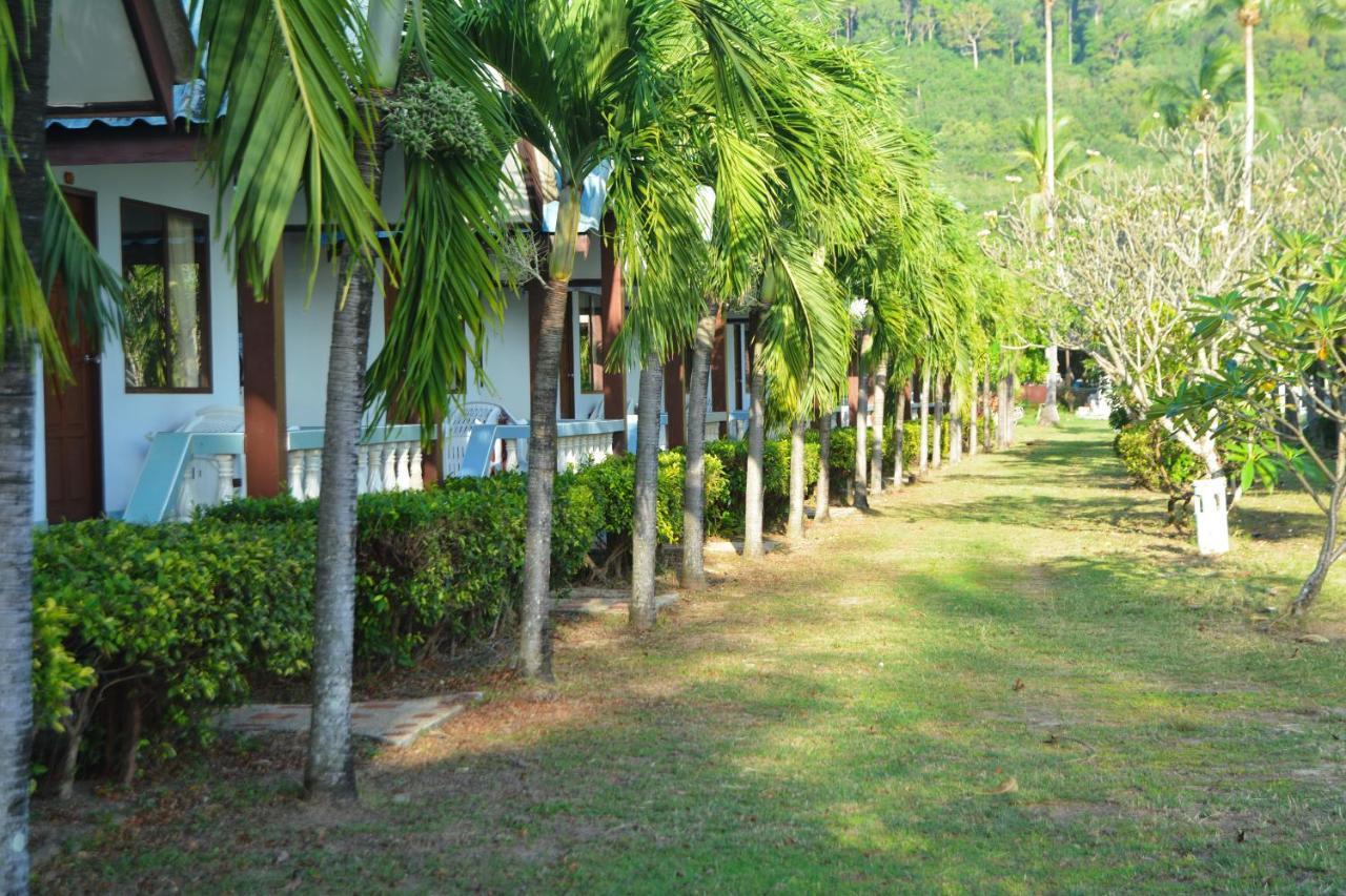 Klongdao Beach Resort Koh Lanta Exterior photo